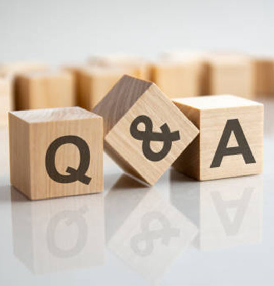 Q and A wooden cubes