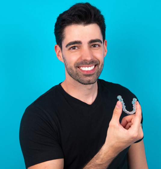 Living with Altenbach Clear Aligners is easy with these helpful tips